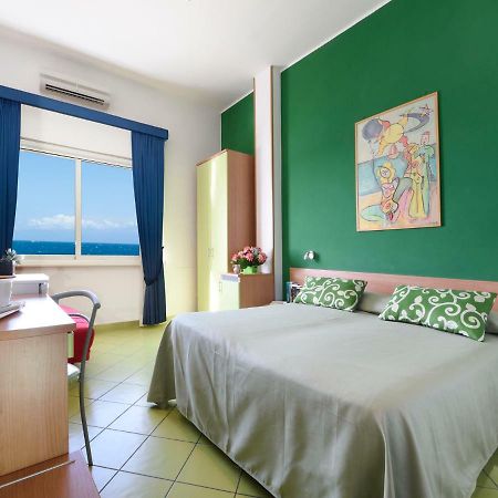 Готель Alta Marea Sorrento Масса-Лубренсе Екстер'єр фото